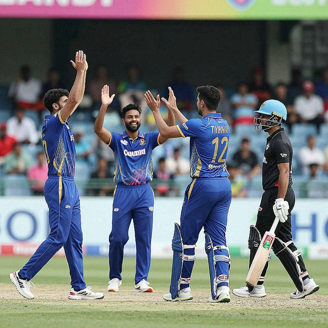 ৫০ উইকেট, প্লেয়ার অব দ্য ইয়ার—তারপরও ছাড়: ল্যাঙ্কাশায়ারের সিদ্ধান্তের ভেতরের হিসাব
