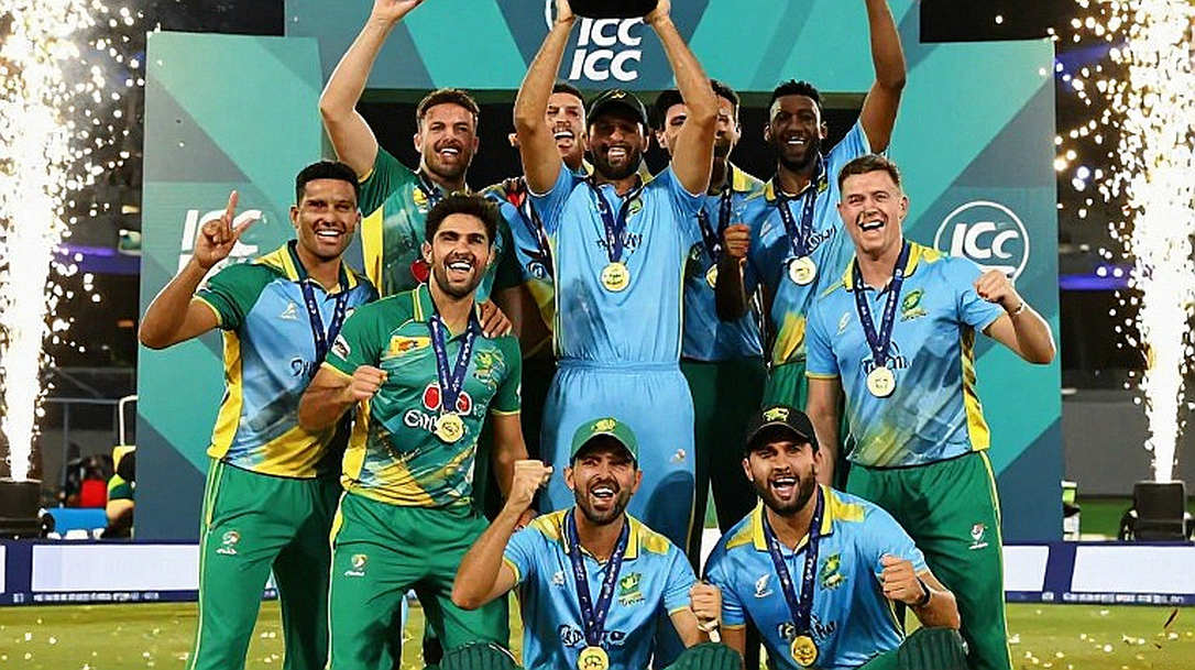 ৭৯ রানের লেজার: বাবর আজমের তিনটি ‘দুর্বলতা’ নিয়ে যে হিসাবটা মেলে না